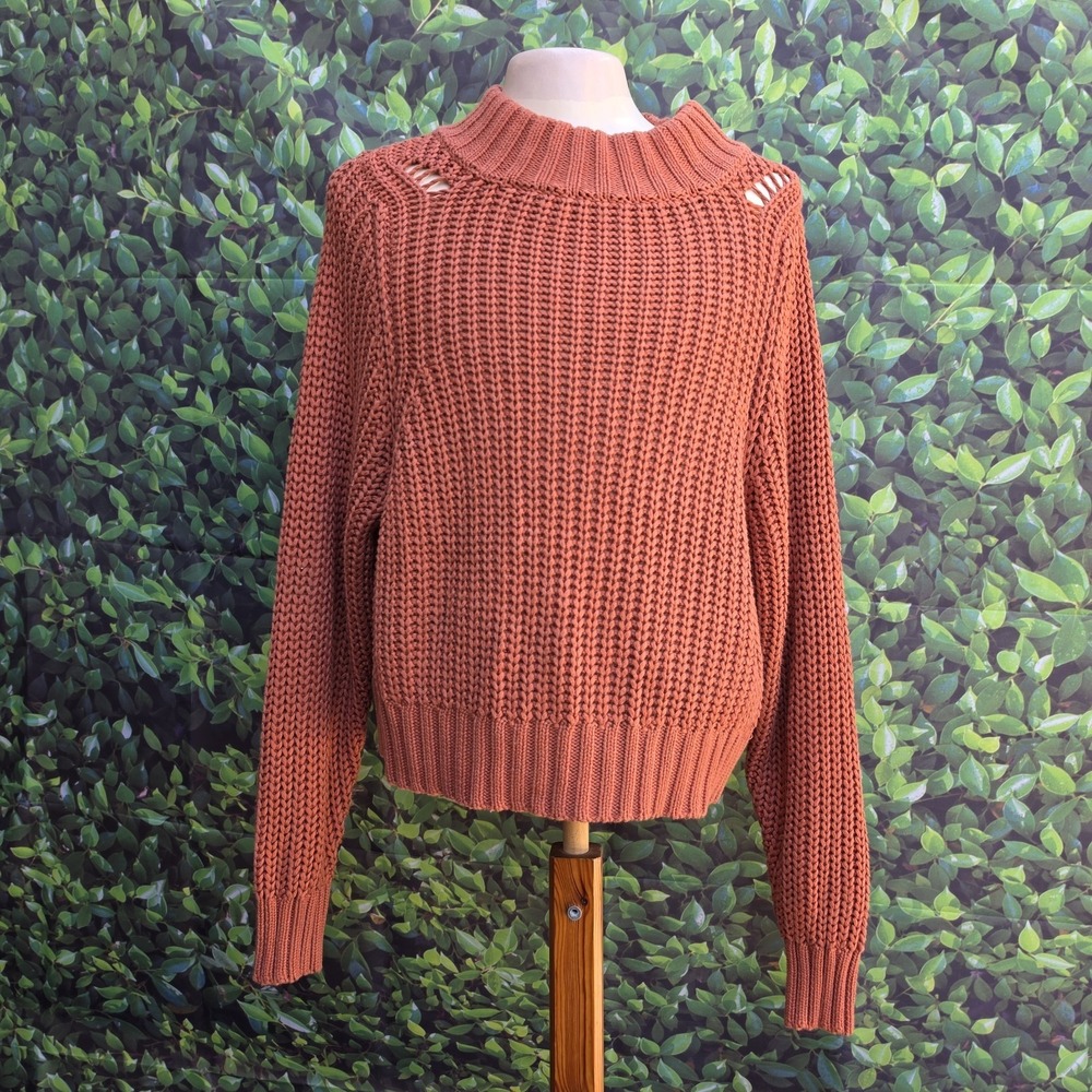 DRA Los Angeles Chunky Knit Sweater Medium Rust Mock Neck Distressed Shoulder